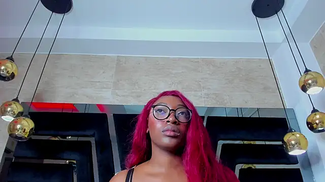 YallianaBrooks online show from May 9, 12:08 pm