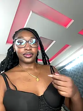 YallianaBrooks online show from December 2, 7:26 pm