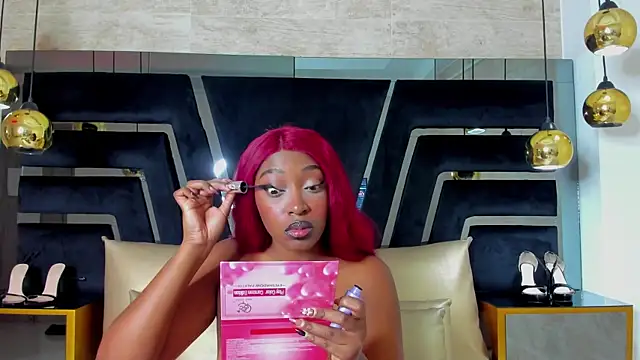 YallianaBrooks online show from May 14, 12:24 pm