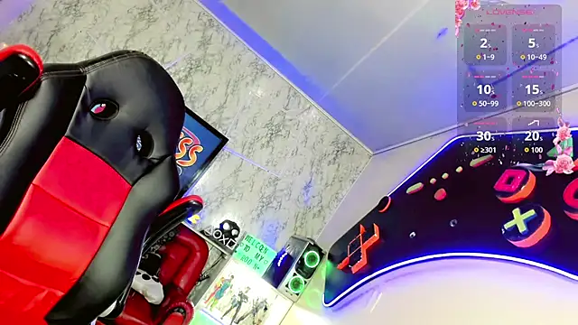 Madison Mujica online show from October 21, 10:58 am