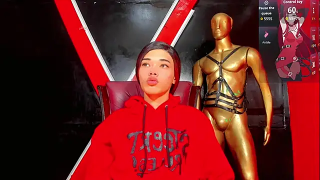 Madison Mujica online show from November 25, 11:10 am