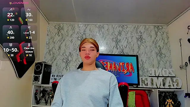 Madison Mujica online show from September 30, 11:38 am