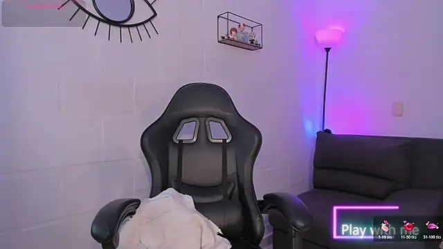 Alyson Conner online show from April 14, 1:16 pm