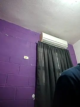 Mounstro3 online show from December 2, 12:00 am