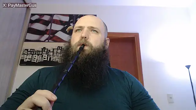 Snapshot of PayMasterGus chatting on September 25, 2:06 am PayMasterGus online show from September 25, 2:06 am