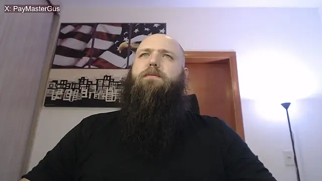 Snapshot of PayMasterGus chatting on October 5, 2:57 am PayMasterGus online show from October 5, 2:57 am