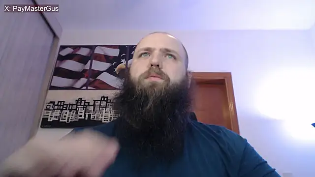 Snapshot of PayMasterGus chatting on September 18, 11:41 pm PayMasterGus online show from September 18, 11:41 pm