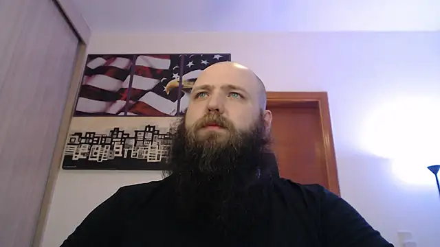 Snapshot of PayMasterGus chatting on September 13, 11:38 pm PayMasterGus online show from September 13, 11:38 pm