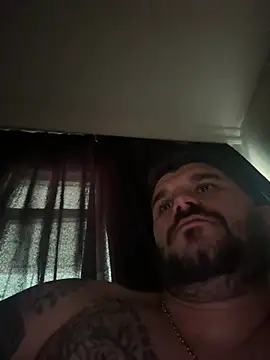 A S00 online show from April 20, 12:30 pm