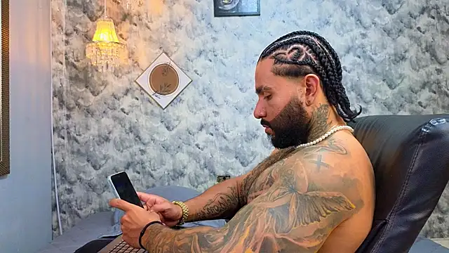 Apolo rousse1 online show from December 21, 8:31 pm