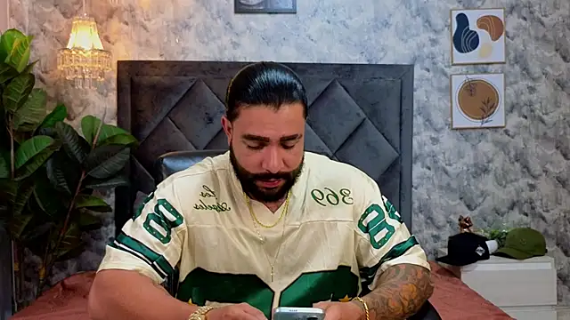 Apolo rousse1 online show from November 12, 8:34 pm