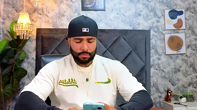 Apolo rousse1 online show from November 21, 8:30 pm