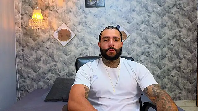 Apolo rousse1 online show from December 15, 9:31 pm