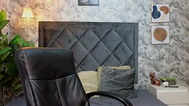 Apolo rousse1 online show from November 5, 9:51 pm