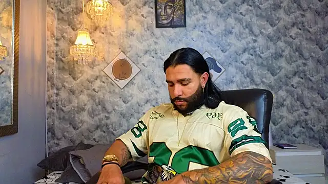 Apolo rousse1 online show from January 14, 10:46 pm