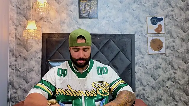 Apolo rousse1 online show from November 24, 8:31 pm