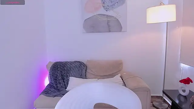 Snapshot of Agatha_brown1 chatting on November 8, 4:43 pm Agatha brown1 online show from November 8, 4:43 pm