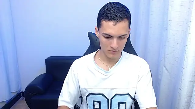 Matiius18 online show from February 26, 1:44 pm