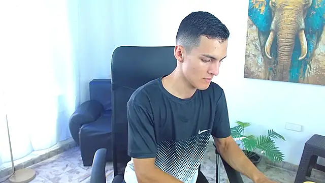 Matiius18 online show from May 24, 1:22 pm