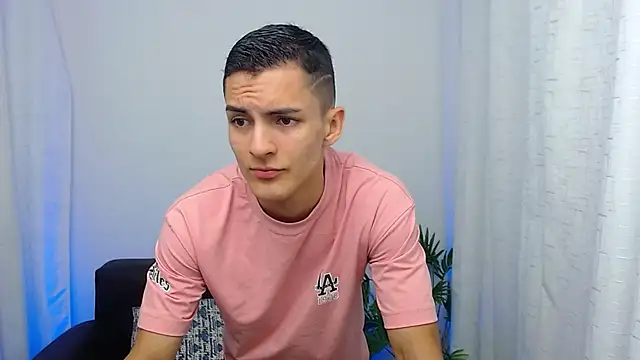 Matiius18 online show from November 9, 1:48 pm