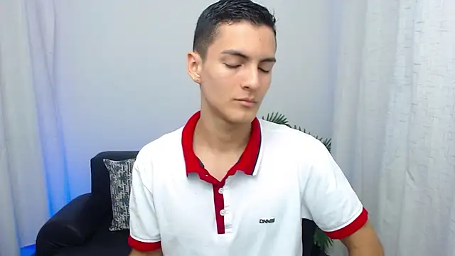 Matiius18 online show from November 17, 2:21 pm