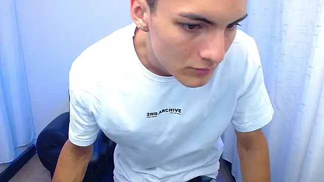 Matiius18 online show from February 13, 1:55 pm