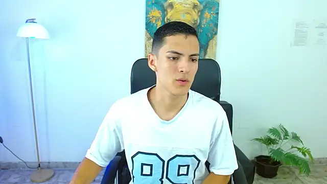 Matiius18 online show from April 13, 2:32 pm