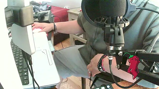 perversus12 online show from October 2, 8:23 pm