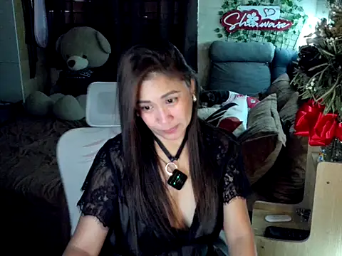 Shiawase1125 online show from March 25, 1:28 am