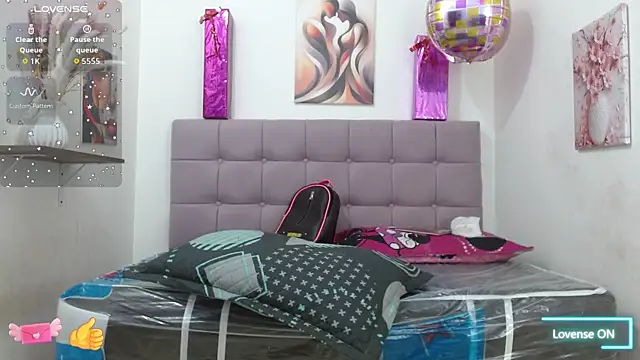 Lola wish1 online show from September 10, 4:44 am