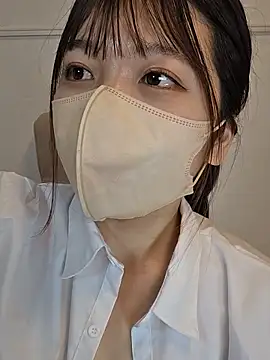 Sakura-japanese- online show from June 17, 12:15 pm