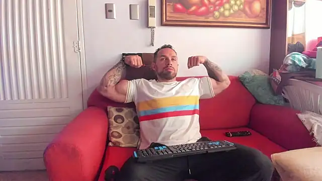 Snapshot of mason_fit chatting on July 8, 3:34 pm mason fit online show from July 8, 3:34 pm