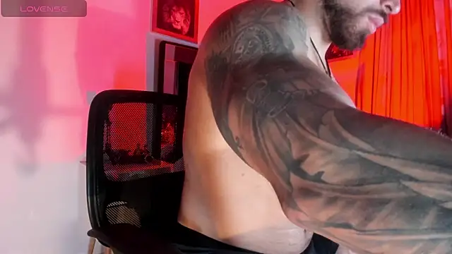 Snapshot of mason_fit chatting on November 7, 10:35 pm mason fit online show from November 7, 10:35 pm