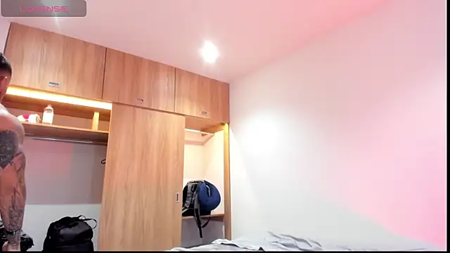 Snapshot of mason_fit chatting on December 2, 1:28 am mason fit online show from December 2, 1:28 am