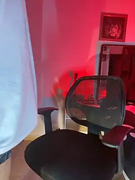 Snapshot of mason_fit chatting on November 6, 1:20 am mason fit online show from November 6, 1:20 am