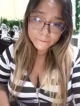 AsshleyVillaloboss online show from December 21, 5:53 am