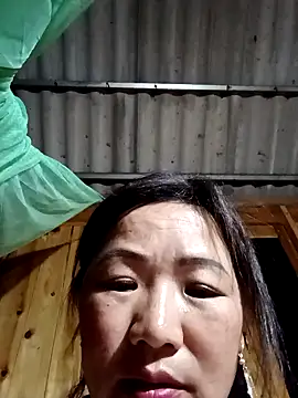 Snapshot of Mptrangp chatting on April 3, 9:10 pm Mptrangp online show from April 3, 9:10 pm