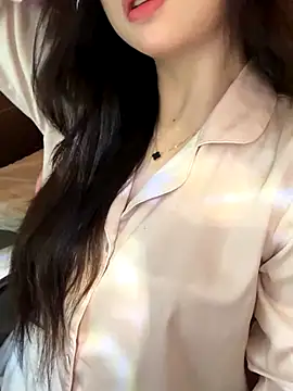 Snapshot of Nana_kute20 chatting on November 4, 4:05 am Nana kute20 online show from November 4, 4:05 am