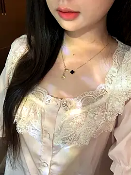 Snapshot of Nana_kute20 chatting on November 12, 6:39 am Nana kute20 online show from November 12, 6:39 am