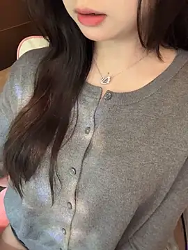 Snapshot of Nana_kute20 chatting on December 2, 7:21 am Nana kute20 online show from December 2, 7:21 am