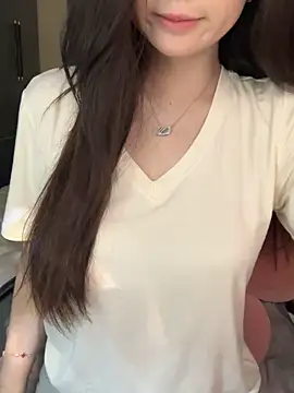 Nana kute20 online show from June 18, 5:29 pm
