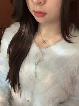 Snapshot of Nana_kute20 chatting on December 3, 8:25 am Nana kute20 online show from December 3, 8:25 am