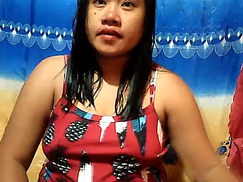 Snapshot of Sprinkler05 chatting on September 30, 3:23 am Sprinkler05 online show from September 30, 3:23 am