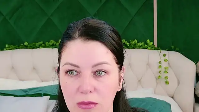 Nina Stane online show from October 15, 5:28 am