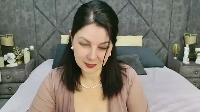 Nina Stane online show from October 7, 5:08 am