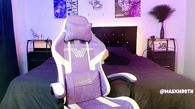 Mason Rothwell online show from December 16, 5:44 am