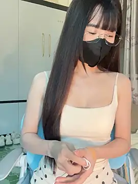 Snapshot of Dior_baby chatting on December 16, 4:28 am Dior baby online show from December 16, 4:28 am