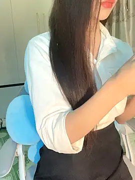 Snapshot of Dior_baby chatting on December 18, 1:44 am Dior baby online show from December 18, 1:44 am