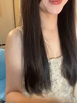 Snapshot of Dior_baby chatting on February 24, 2:45 am Dior baby online show from February 24, 2:45 am