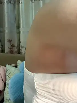 Dior baby online show from December 2, 2:45 am